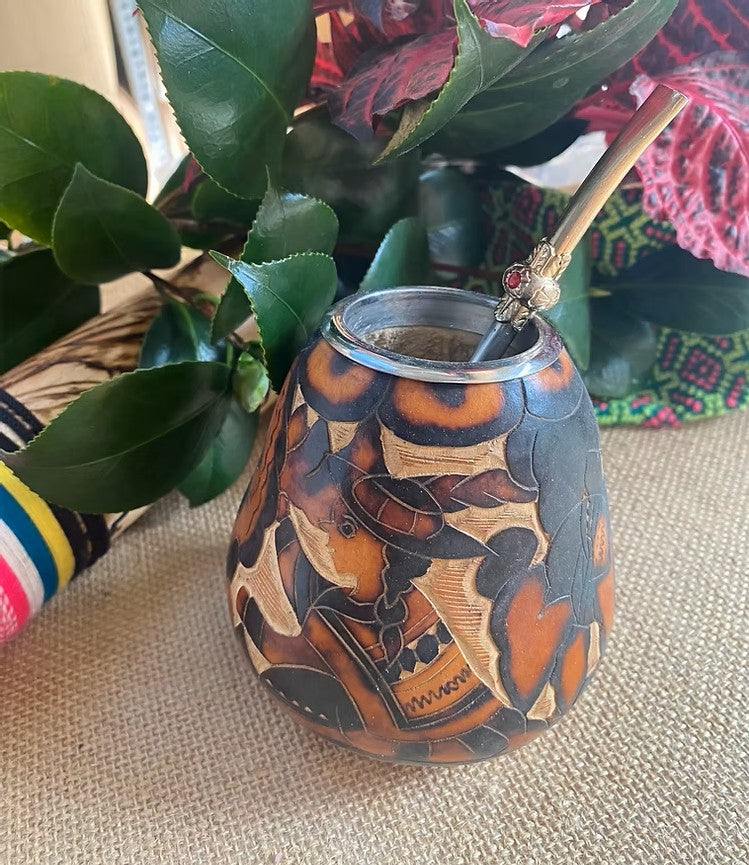 Mate Gourd and Bombilla Set, Cup and Straw to drink yerba mate