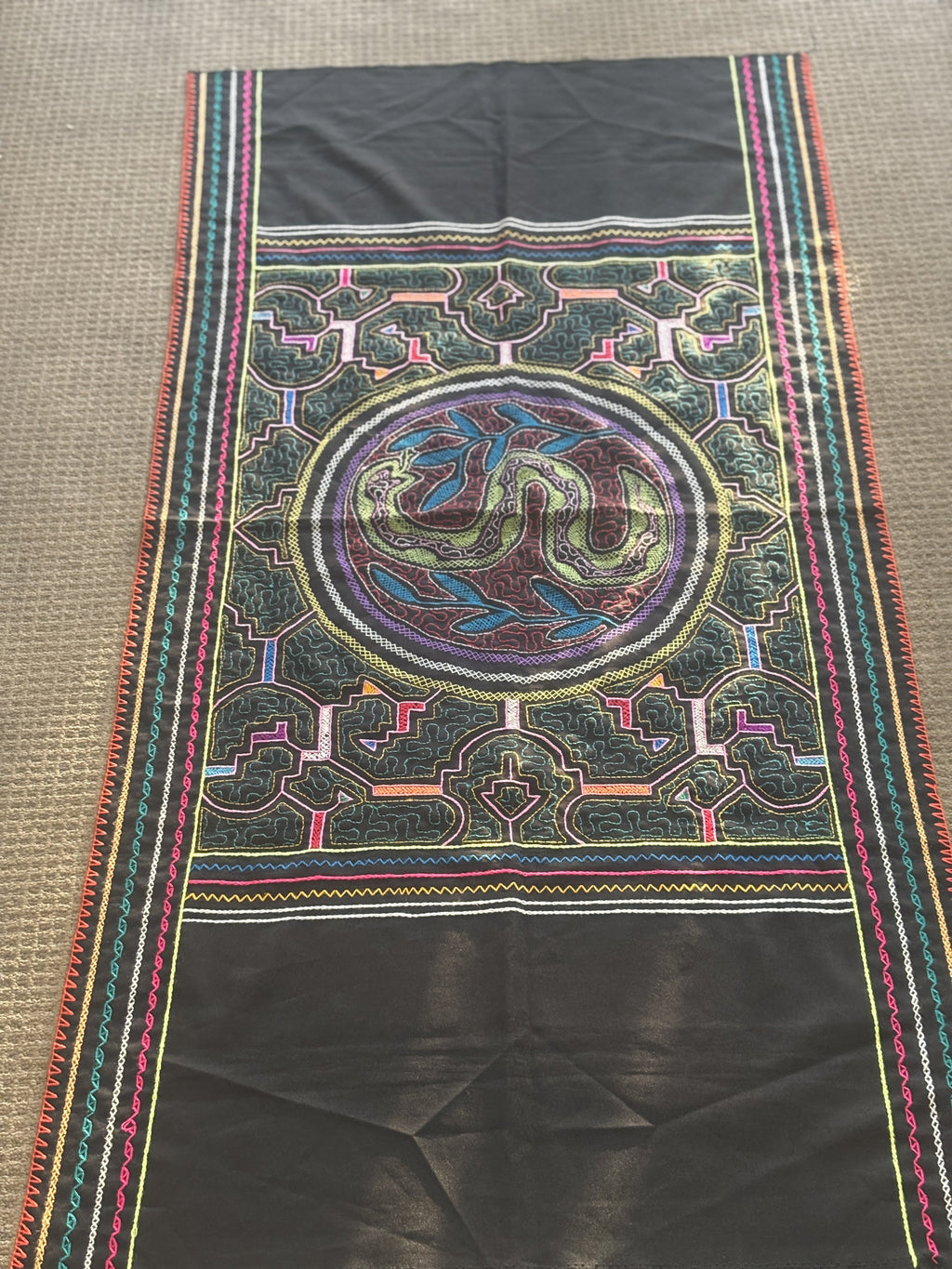 Shipibo Ceremony Handcrafted Tapestry Gift for Mesa or Altar Prayer 70x150cm